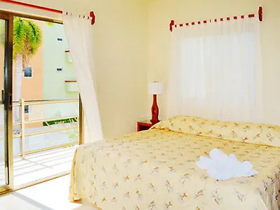Arrecifes Suites II Puerto Morelos 3*,